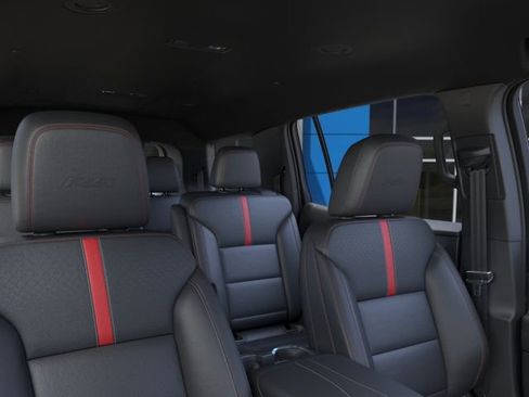New 2026 Chevrolet Traverse RS w/ LPO, Floor Liner Package FWD image 24