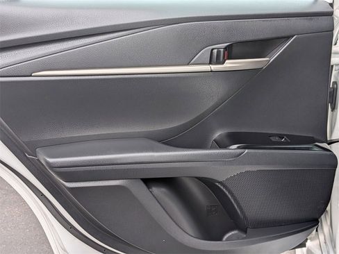 Used 2025 Toyota Camry SE image 25