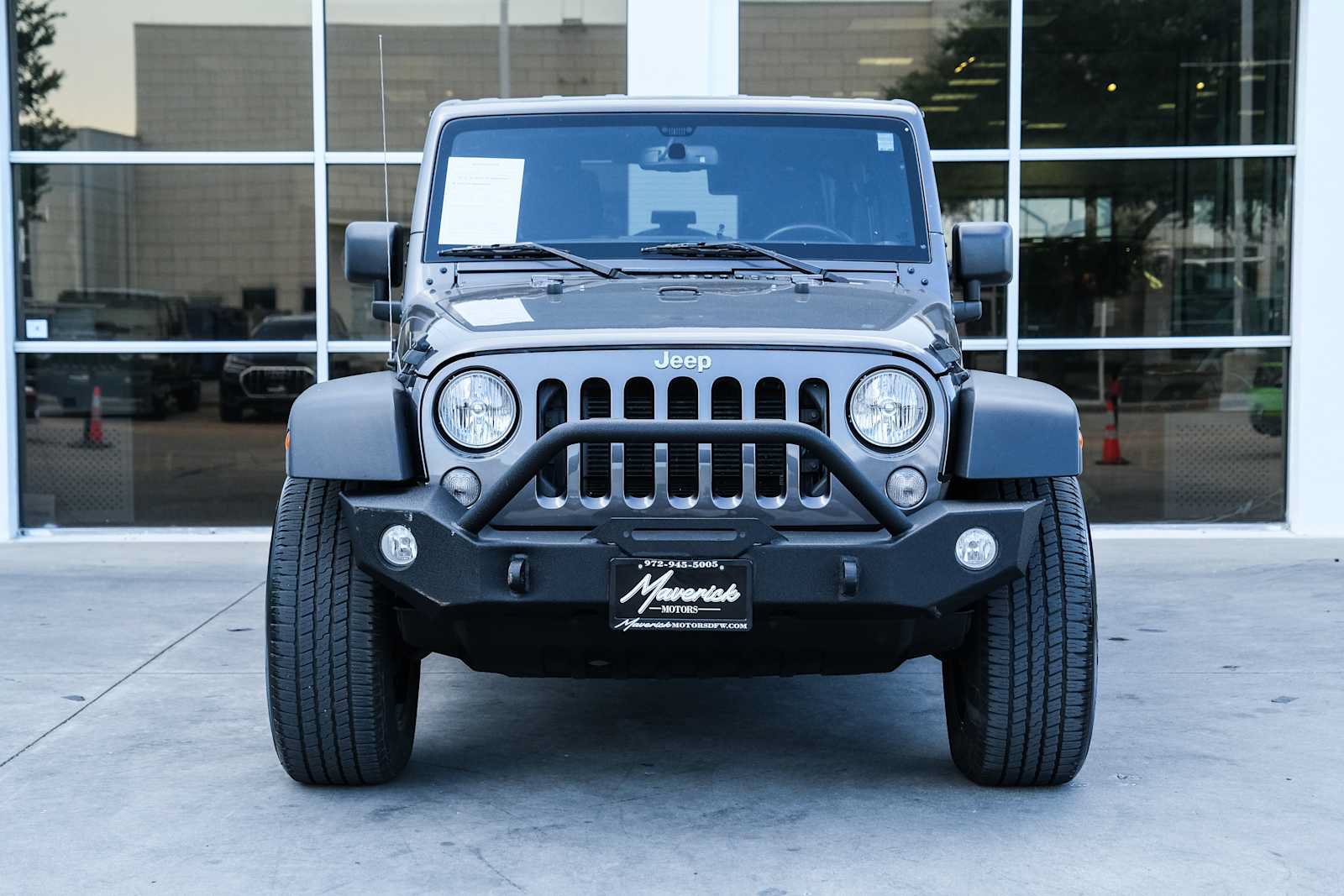 Used 2018 Jeep Wrangler Unlimited Sport S AWD/4WD image 2