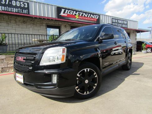 Used 2017 GMC Terrain SLT w/ Driver Alert Package I FWD image 1