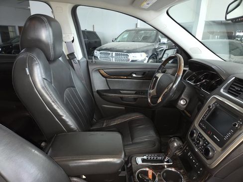 Used 2013 GMC Acadia Denali AWD/4WD image 31