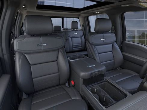 New 2026 Ford F250 Platinum AWD/4WD image 10