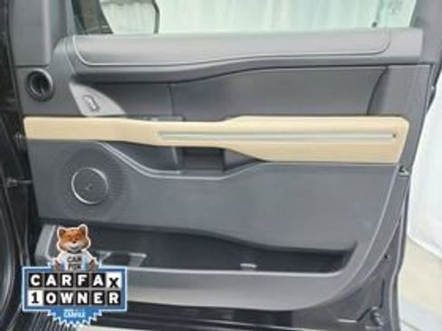 Used 2023 Ford Expedition Limited AWD/4WD image 26