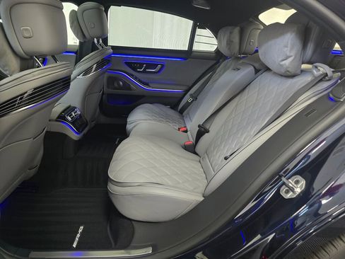 New 2025 Mercedes-Benz S 580 4MATIC Sedan image 18