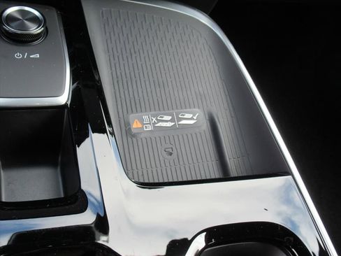 New 2026 Buick Enclave Preferred w/ Power Package image 24