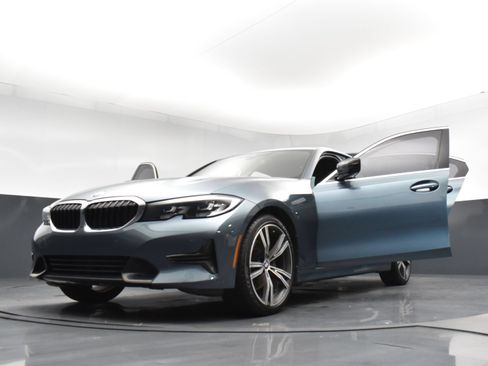 Used 2020 BMW 330i Sedan RWD image 32