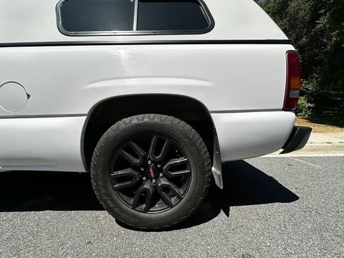 Used 2002 GMC Sierra 1500 2WD Extended Cab image 13