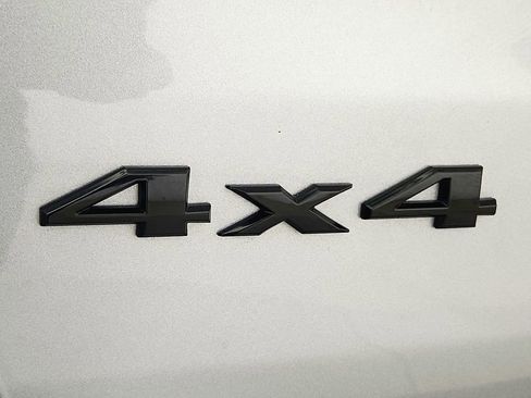 Used 2018 Jeep Grand Cherokee Altitude image 37