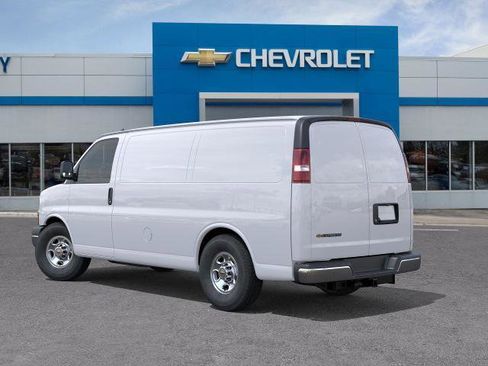 New 2026 Chevrolet Express 2500 w/ Driver Convenience Package RWD image 29