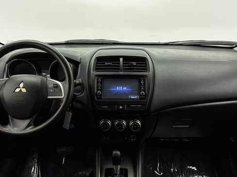 Used 2021 Mitsubishi Outlander Sport ES image 25