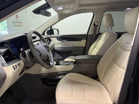 Certified 2021 Cadillac XT6 Premium Luxury AWD/4WD image 14