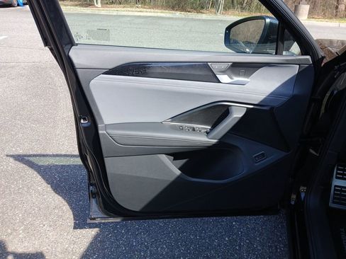 New 2026 Volkswagen Tiguan SE R-Line image 10