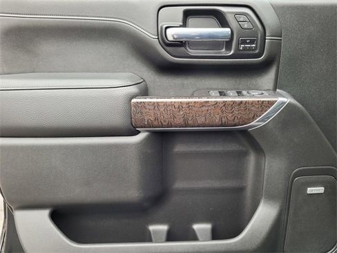 Used 2020 GMC Sierra 3500 Denali w/ Denali Ultimate Package image 22