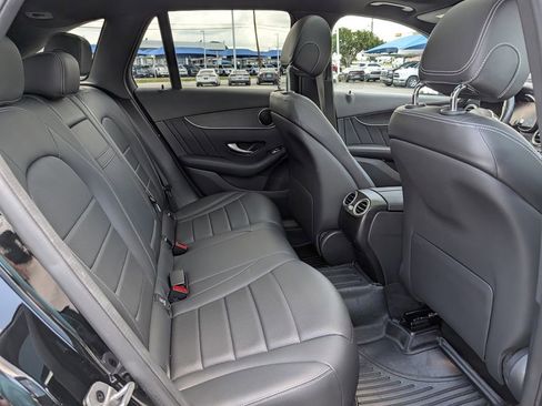 Used 2022 Mercedes-Benz GLC 300 4MATIC image 30