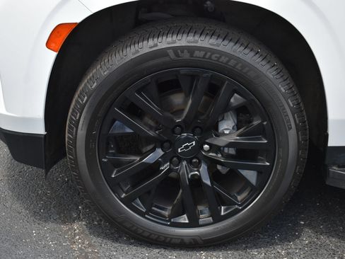 Used 2022 Chevrolet Suburban Premier AWD/4WD image 9