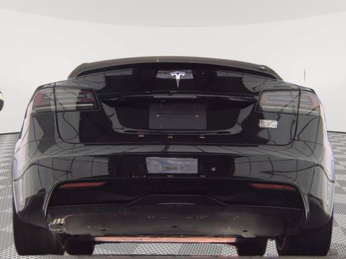 Used 2022 Tesla Model S AWD/4WD image 15