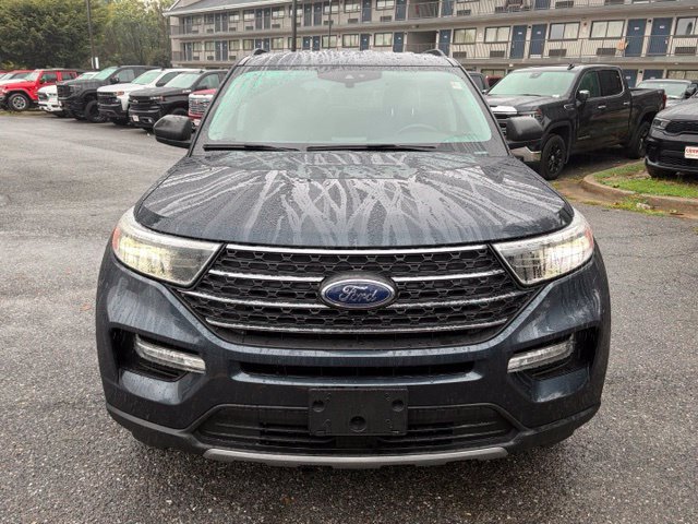 Used 2023 Ford Explorer XLT w/ Equipment Group 202A AWD/4WD image 10