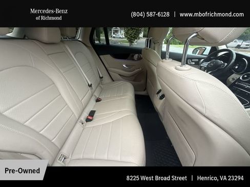 Used 2020 Mercedes-Benz GLC 300 4MATIC image 15