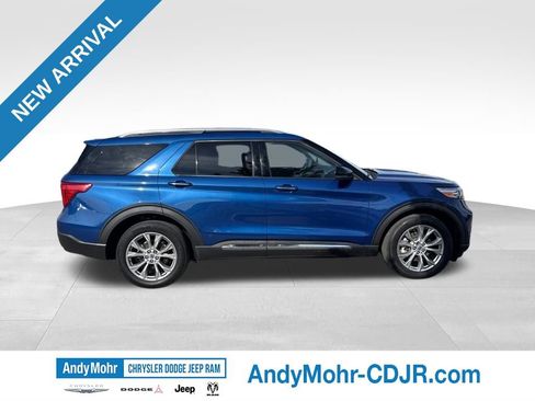 Used 2021 Ford Explorer Limited w/ Equipment Group 301A AWD/4WD image 8