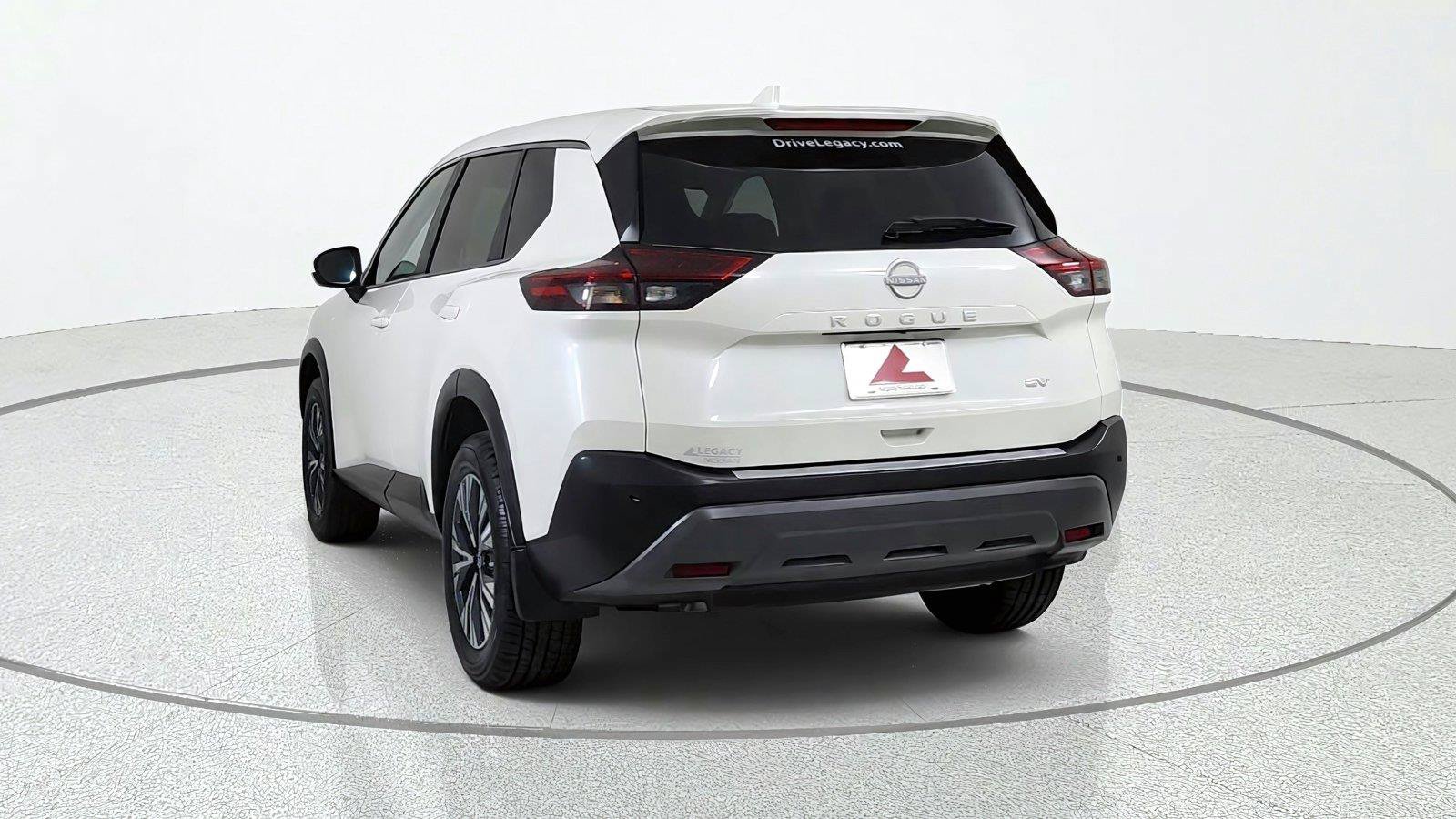 Used 2023 Nissan Rogue SV FWD image 5