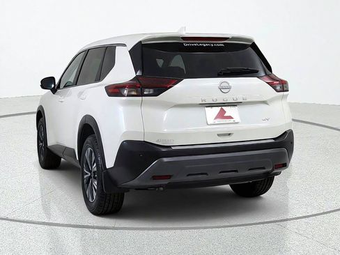 Used 2023 Nissan Rogue SV FWD image 5