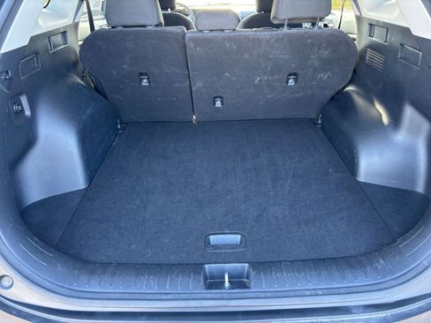 Used 2025 Kia Sportage LX image 30