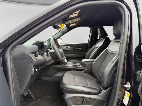 Used 2025 Ford Explorer ST-Line AWD/4WD image 20