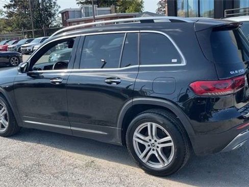 Used 2023 Mercedes-Benz GLB 250 4MATIC image 26