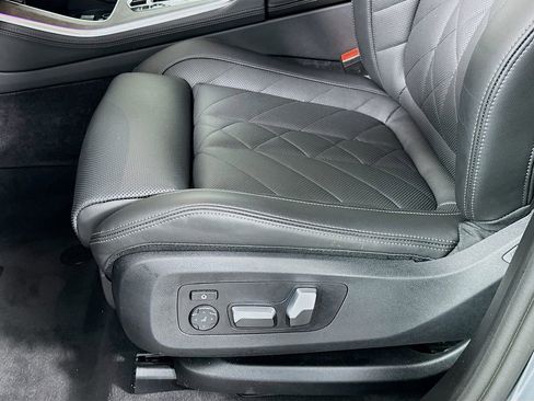 Certified 2024 BMW X5 xDrive40i w/ Parking Assistance Package image 20