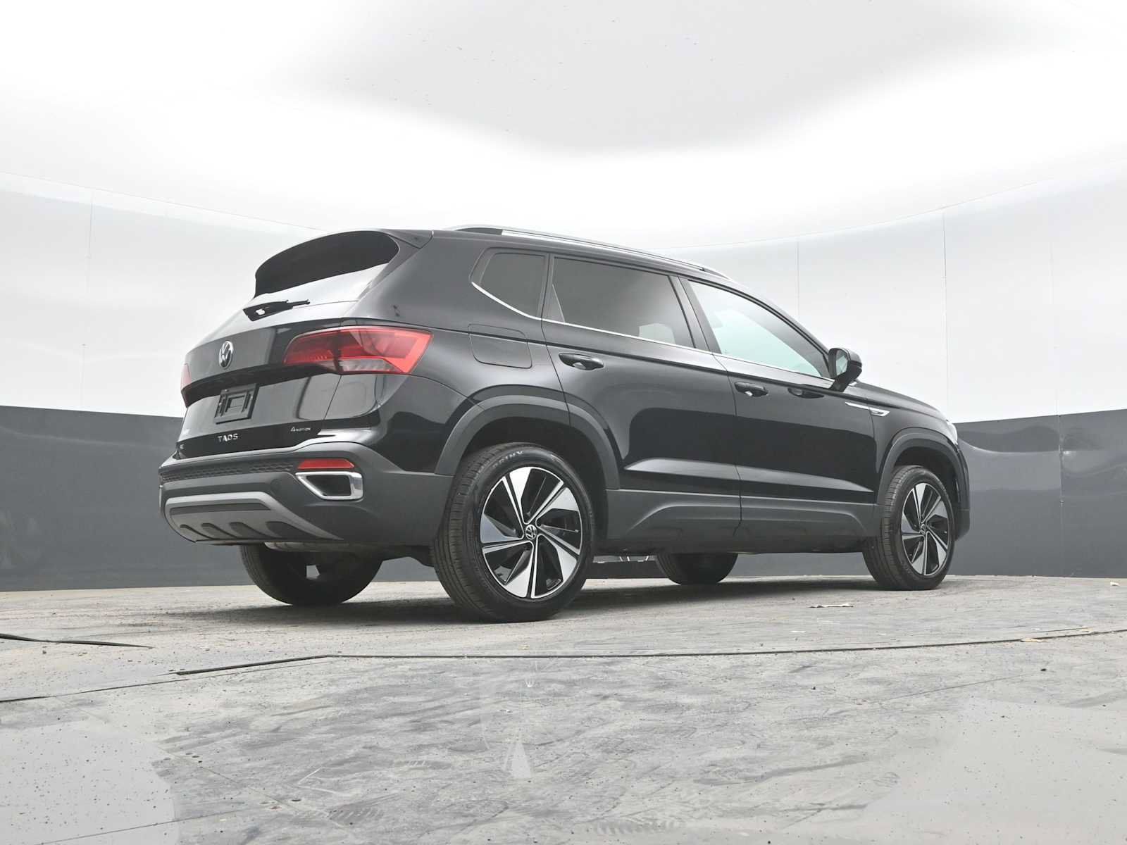 Used 2024 Volkswagen Taos SE AWD/4WD image 49