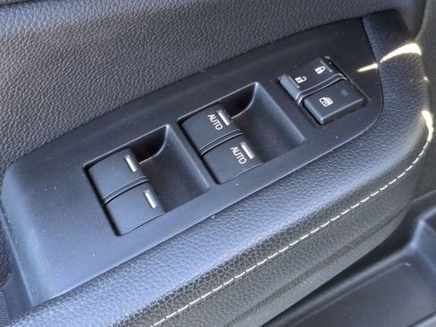 Used 2024 Honda Ridgeline Sport image 14