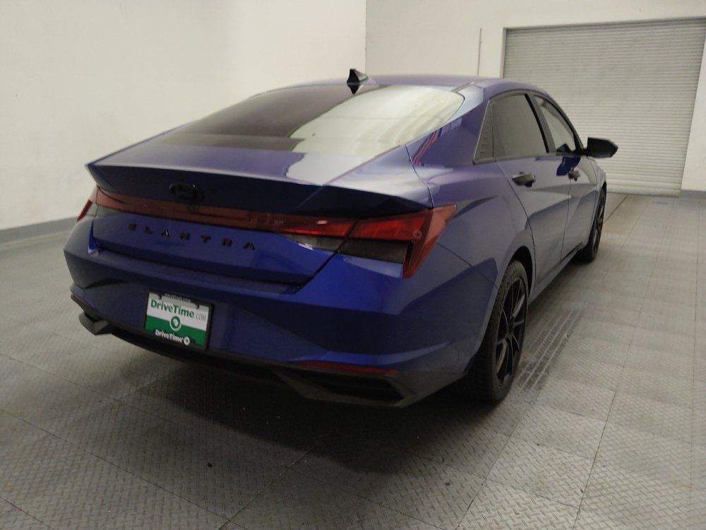 Used 2023 Hyundai Elantra SEL w/ Convenience Package FWD image 7