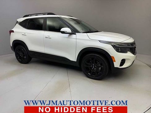 Used 2024 Kia Seltos X-Line AWD/4WD image 7