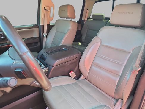 Used 2015 GMC Sierra 3500 Denali w/ Duramax Plus Package RWD image 15