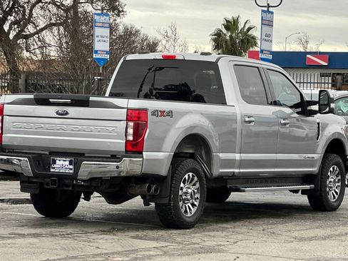Certified 2020 Ford F350 Lariat image 4