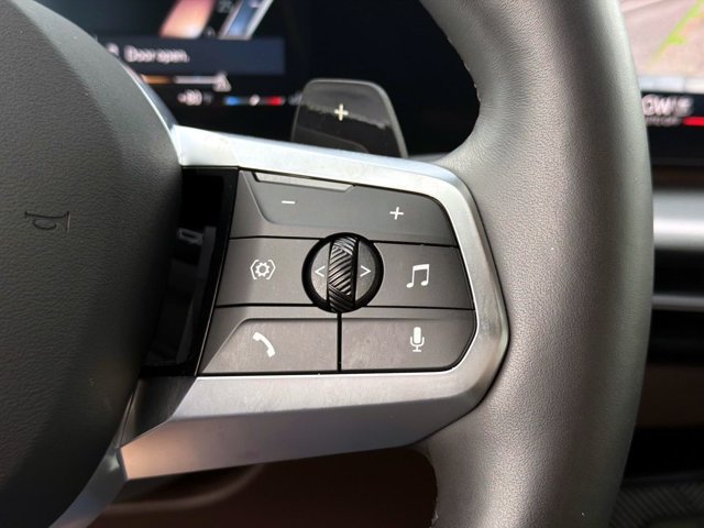 Used 2025 BMW X1 xDrive28i w/ Technology Package AWD/4WD image 26