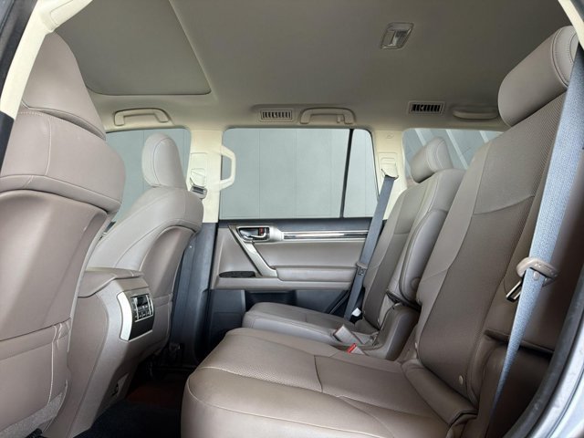 Certified 2020 Lexus GX 460 Premium AWD/4WD image 11
