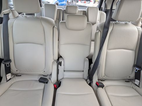 Used 2025 Honda Odyssey EX-L image 13