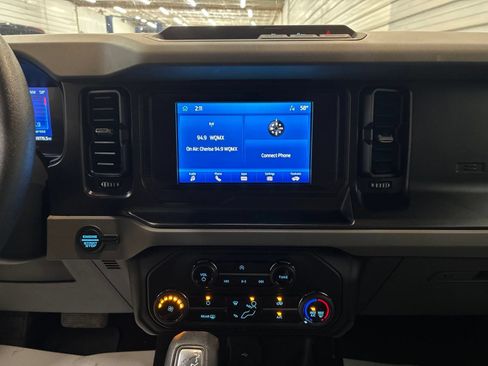 Used 2021 Ford Bronco 4-Door AWD/4WD image 18
