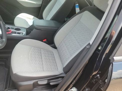 Used 2023 Chevrolet Equinox LS FWD image 8