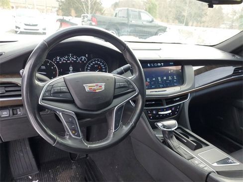 Used 2018 Cadillac CT6 Luxury image 18