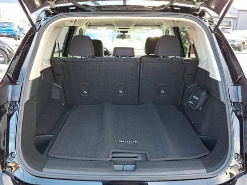Certified 2026 Nissan Rogue S image 29