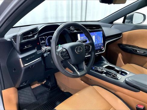 Used 2024 Lexus RZ 450e Premium w/ Accessory Package (2T) AWD/4WD image 8
