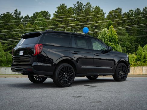 New 2026 Ford Expedition Platinum w/ Stealth Performance Package AWD/4WD image 17