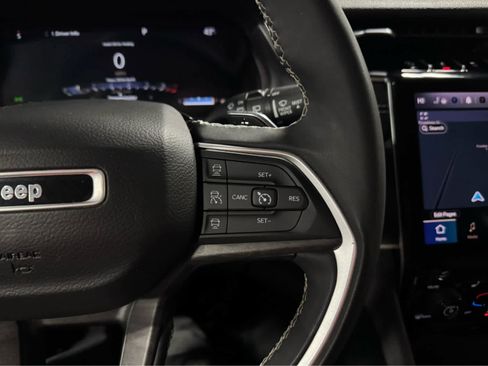 Used 2024 Jeep Grand Cherokee Limited w/ Trailer Tow Package image 21