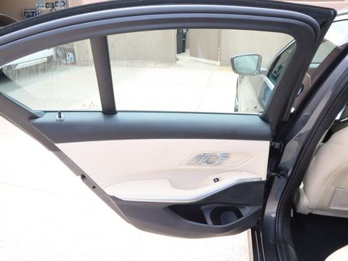 Used 2021 BMW 330e w/ Convenience Package image 11