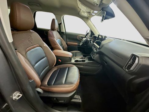 Used 2025 Ford Bronco Sport Outer Banks w/ Outer Banks Tech Package+ AWD/4WD image 32