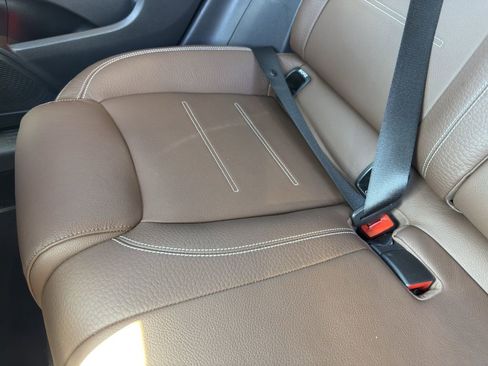 Used 2022 Mercedes-Benz GLA 250 4MATIC image 30