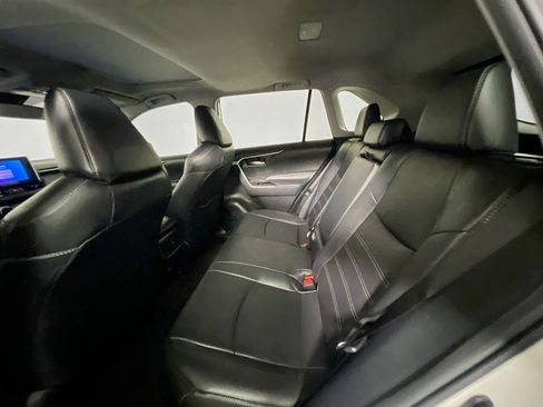 Used 2025 Toyota RAV4 XLE Premium FWD image 28