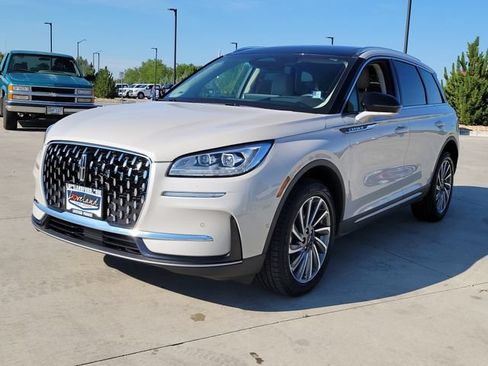 Certified 2023 Lincoln Corsair Reserve w/ Equipment Group 202A AWD/4WD image 4